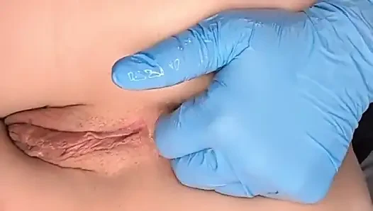 Anyone with a Glove Fetish