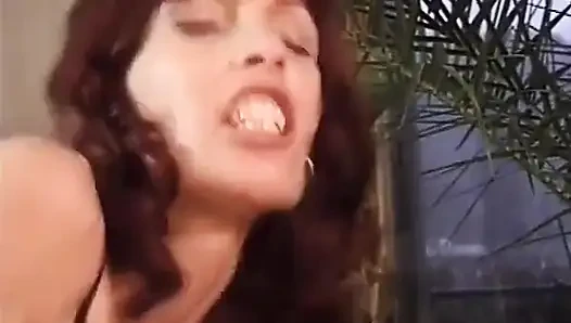 Asia d'Argento, Sylvia Dahl in QUATTRO FICHE DI VELLUTO sc 05