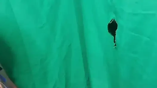 Duvar deliği eğlencesi