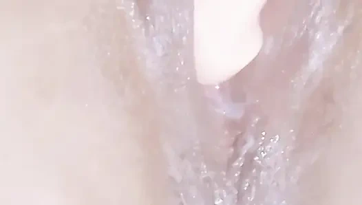 Playing alone with my, it fills me all up to the end