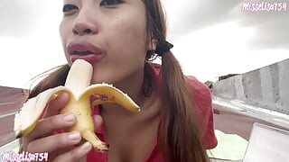 NO BIG WHITE GUY DICK, TEEN DEEPTHROAT BANANA BLOWJOB