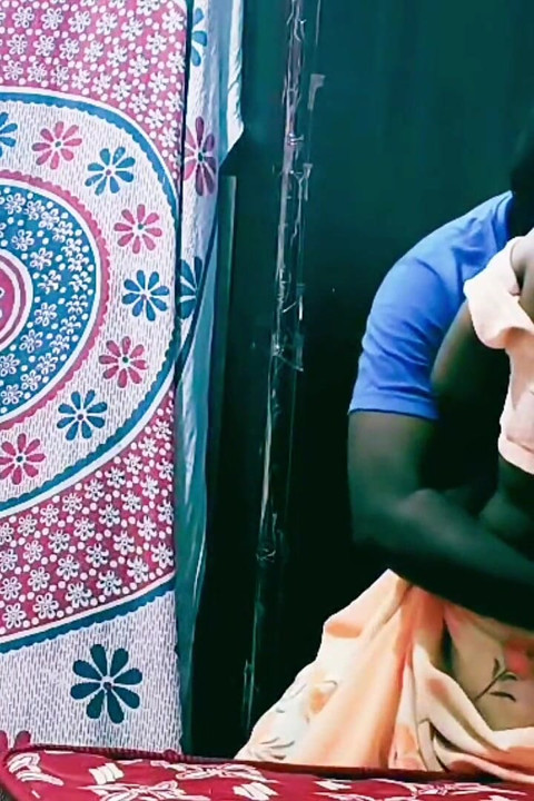 Dare Game in the Park with Stranger - Tamil Hot Video in the Public Place