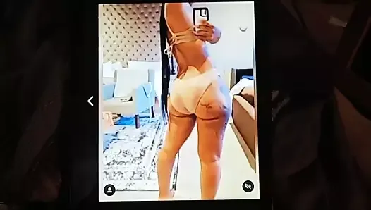 Wide hips, big booty, Gap,