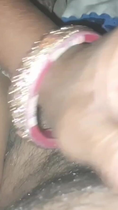 Desi bhabhi is vigorously sucking my cock like ice cream | Clip 1