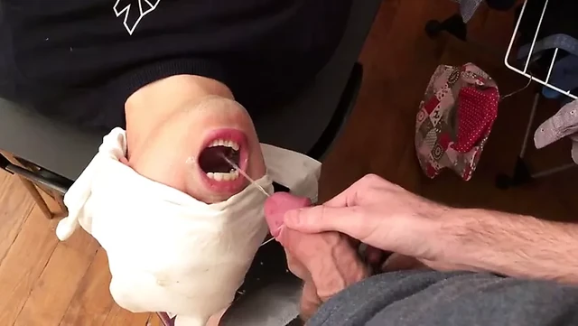Pissing in  mouth 1