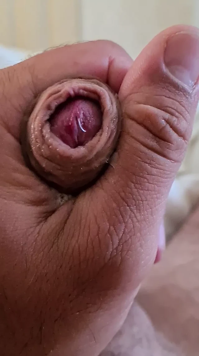 Morning cheeky wank.