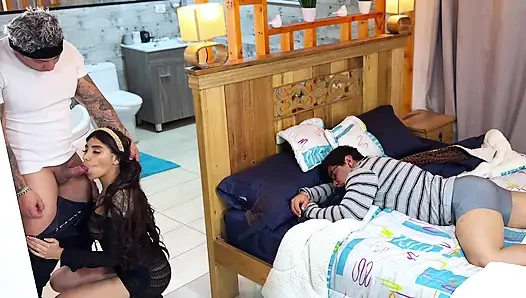 Two dicks in the same day! I fucked my boyfriend and the plumber in the same room!