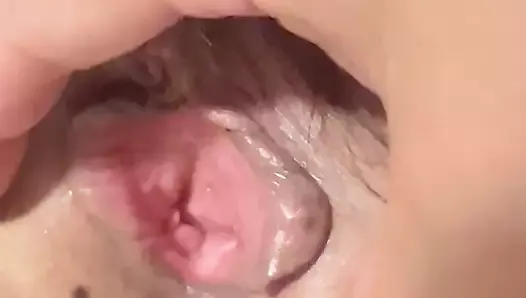 Ehefrau feuchte muschi in nahaufnahme nach ihrem orgasmus
