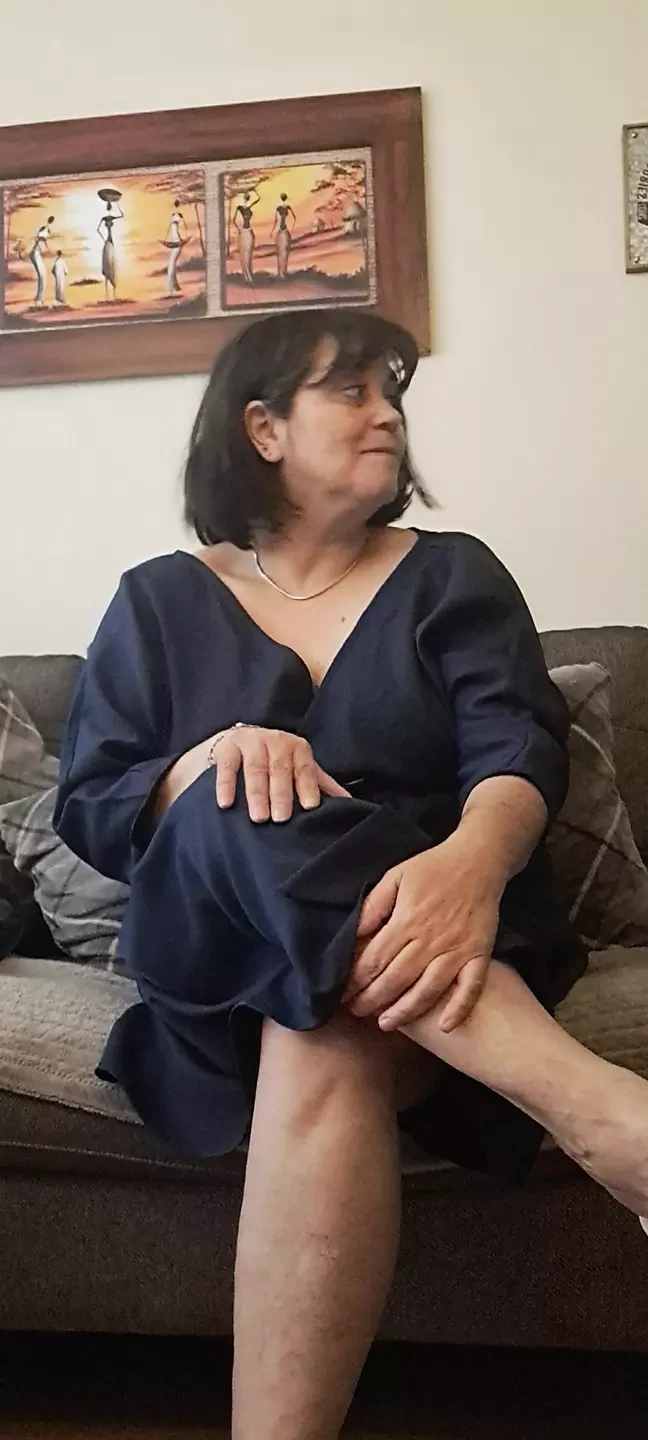 Horny stepmother knows how to seduce her stepson
