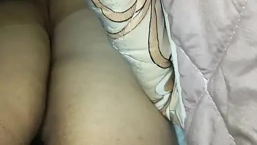 Priya bhabi pantat besar di jari samping