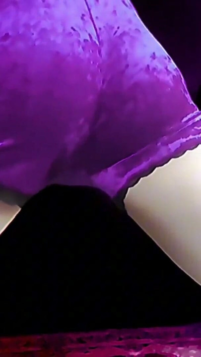 HANDS-FREE CUMSHOT Cute Smooth Legs Booty Smooth Skin Model Femboy | Clip 1