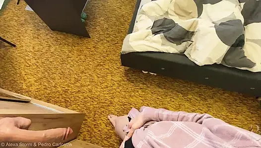 The strong Farmgirl - farmgirl jerman mengambil alih kendali setelah dia terkejut saat suaminya menangkapnya dengan monsterdildo