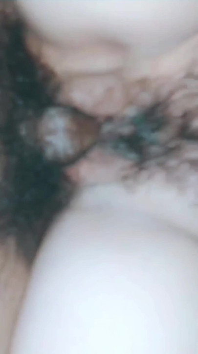 My sister-in-law's wedding dress is swollen and swollen | Clip 1