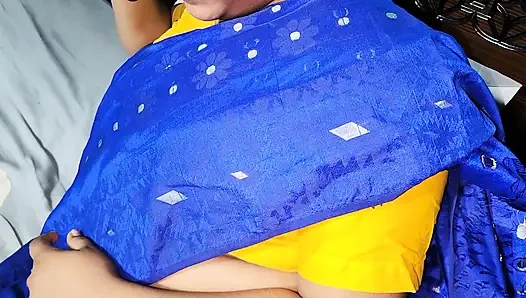 Boş bir ev buldum ve beni sikti.