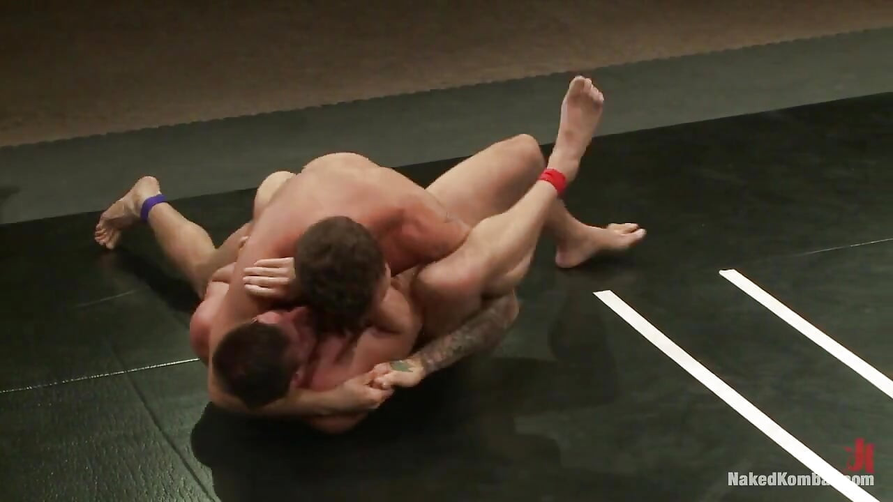 Parker London Vs Logan Scott