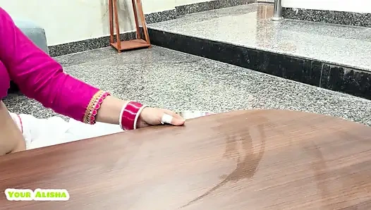 Ek Chudai Aisi Bhi Jab Alisha bhabhi Hi thi.....