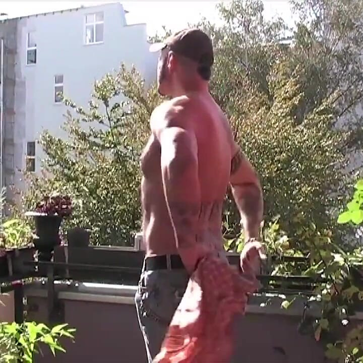 Macho Bears It All