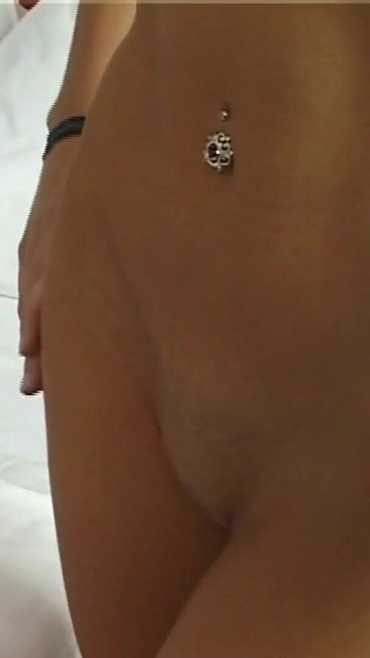 Thrilling moment from "Teasing auf dem Hotelzimmer Deutsche Milf"