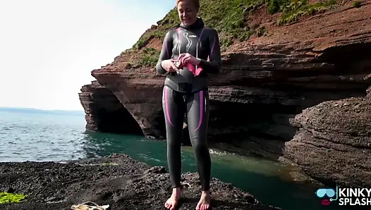 Дайвинг в моем блестящем двухдельном гидрокостюме