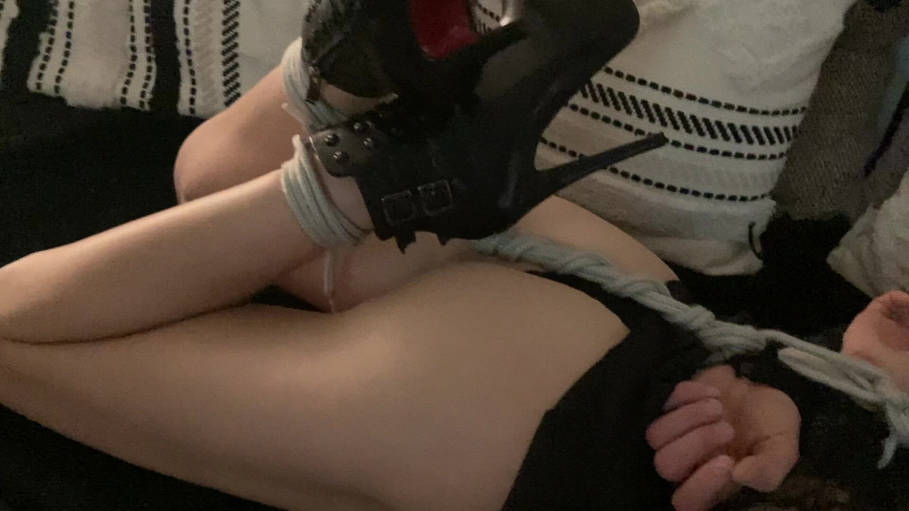 Ψηλοτάκουνα hogtie 3