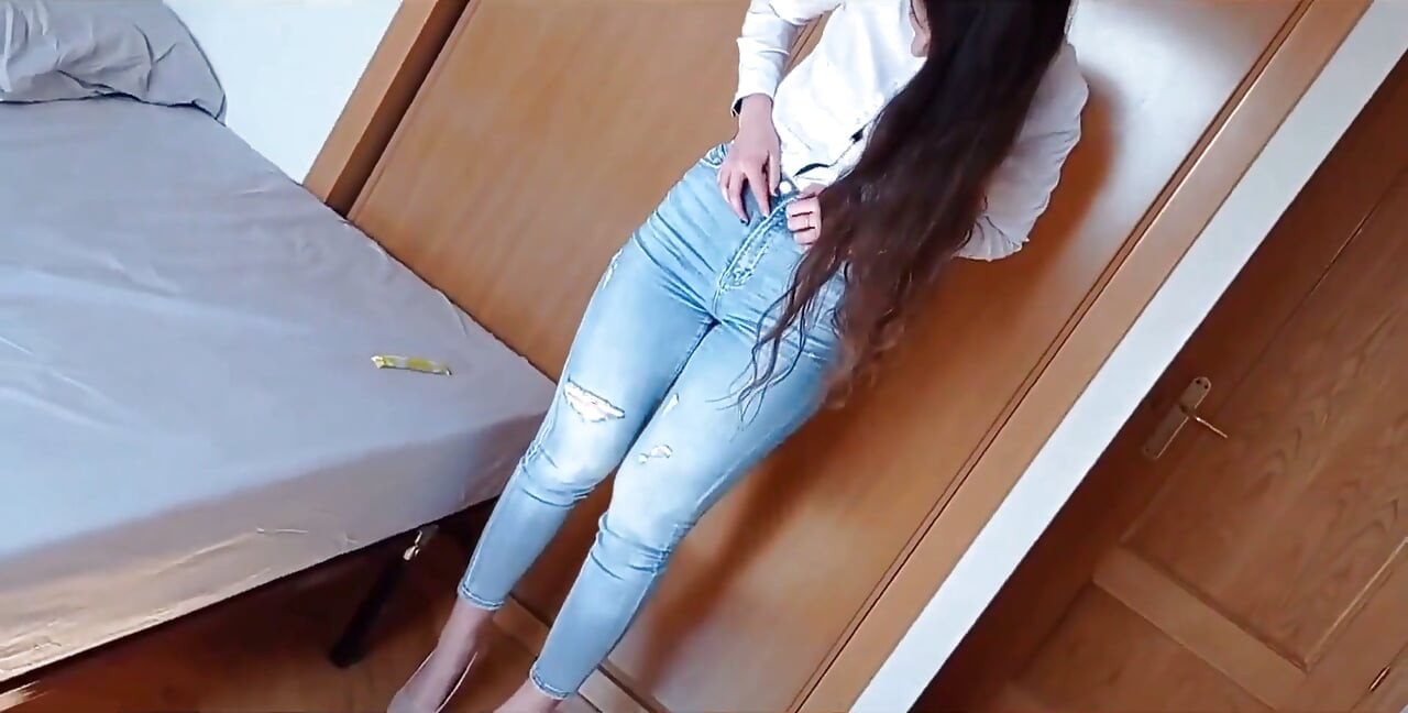 Teen in Jeans High Heels Blowjob Cum in Mouth Swallow. Shanaxnow