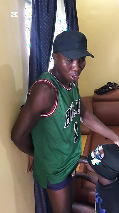 Meine Putzfrau am vorderen pouch gefickt, volle episoden