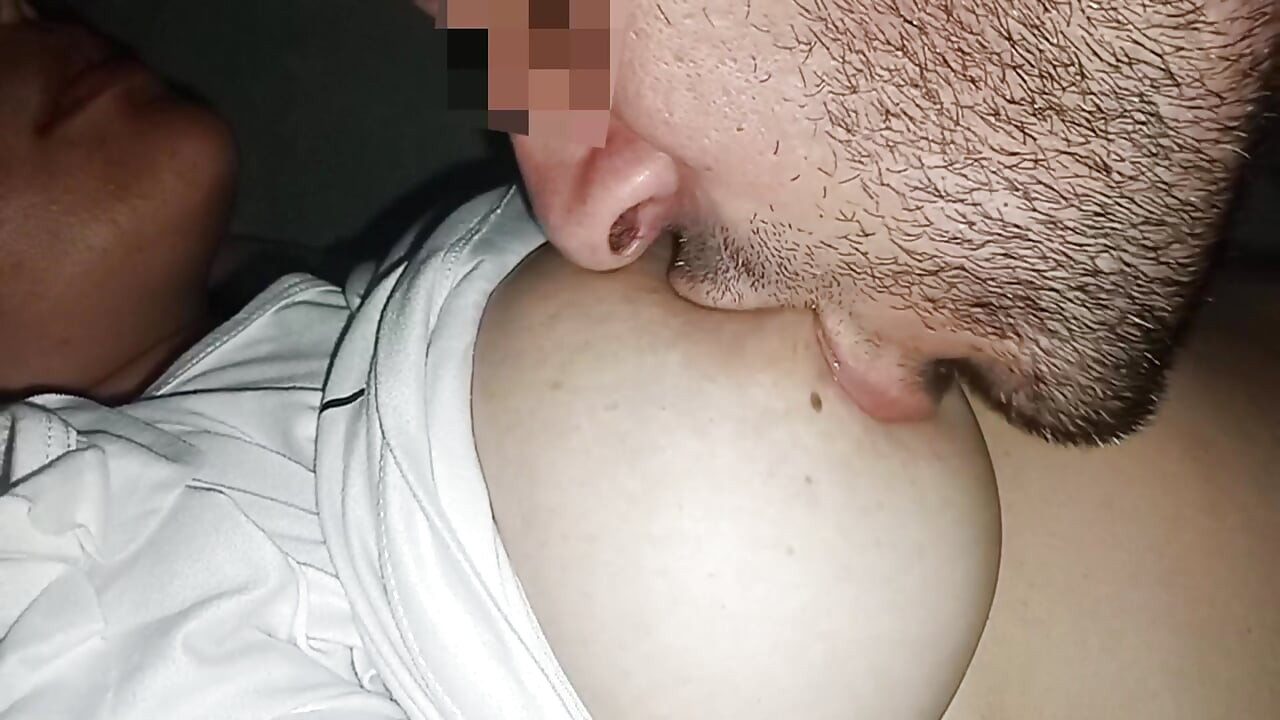 Sucking my wife's nipples on her clothes, I can't get over my addiction to her big natural breasts