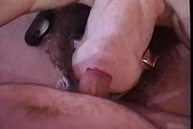 Mature woman getting her anal hole destroyed