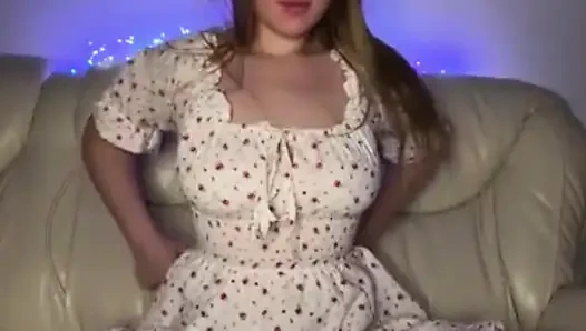 Jucielussie fucking anal with huge dildo so hard