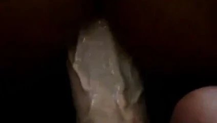Götümü sikiyorum