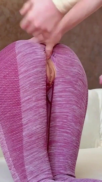 แฟนหนุ่มอิจฉาฉากางเกงเลกกิ้งออกกําลังกายที่ฉันชอบและเย็ดฉัน คลิป 1