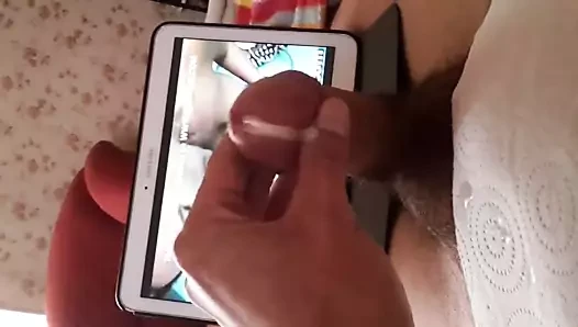 Cum üzerinde güzel sanal sarışın