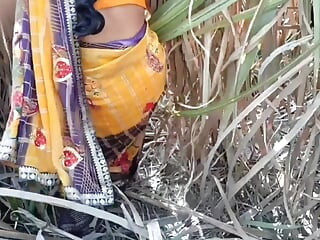 New best indian desi Village outdoor bhabhi dogy style