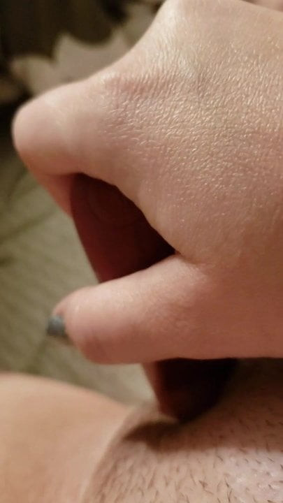 HOME ALONE PLAYS WITH SELF PUSSY SUPER WET