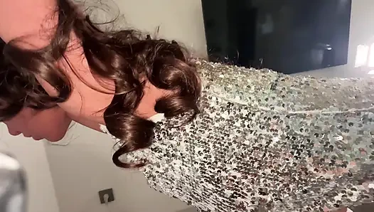 Aku transfer bau pacarku ke salinan silikon setiap kali dan mengendusnya saat dia pergi ke kota lain