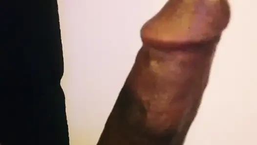 Aman Tanrım! Ne büyük zenci yarağı. Senin için uzun siyah yağlı bir yarağım var tatlım. Amını yiyip büyük götüne şaplak atabilir miyim???