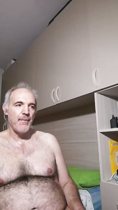 Mój twardy kutas daje ci przyjemność!