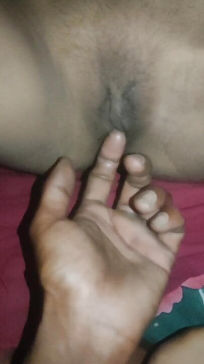 Finger me