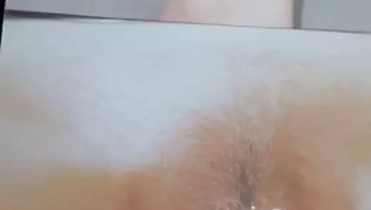Tribut geht an haarigemuschi
