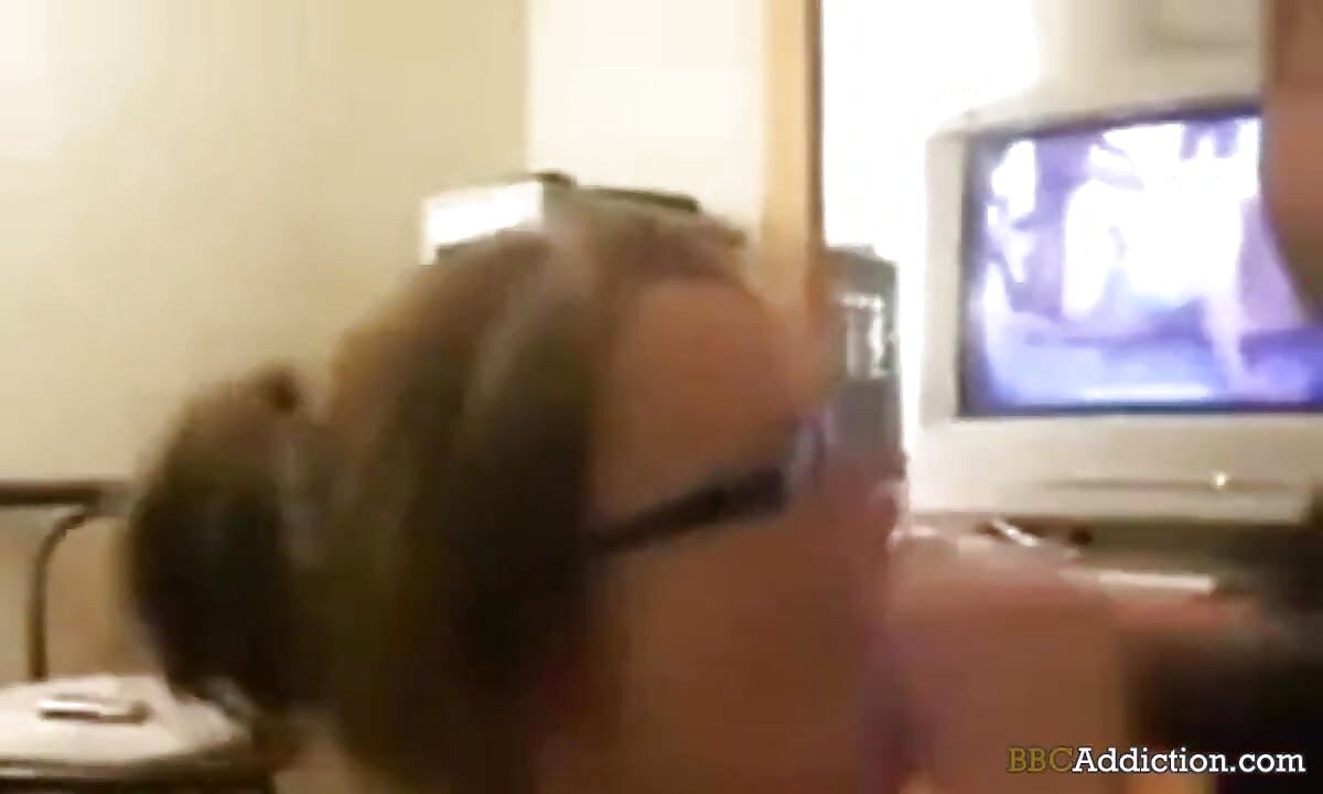 BBC Addiction - 100% Amateur and Home Made Porn Videos. MILFs Addicted to BBC and Interracial Banging