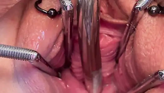 Sklavin S Fucks Her Piss Hole and Cervix at the Same Time