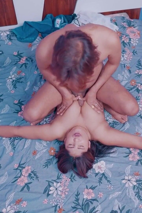 Super Hot Sexy Stepmom Enjoyed Blowjob and Fucking Pleasure