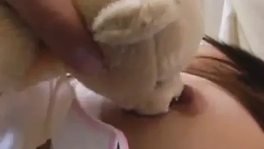 Teddy Bear wakes up the woman - so she can get a good Fuck