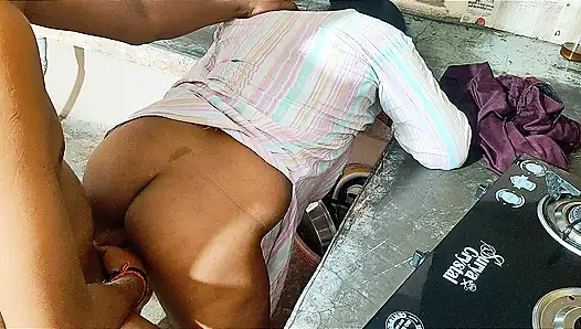 Indian Desi bhabhi ki chudai Hindi audio