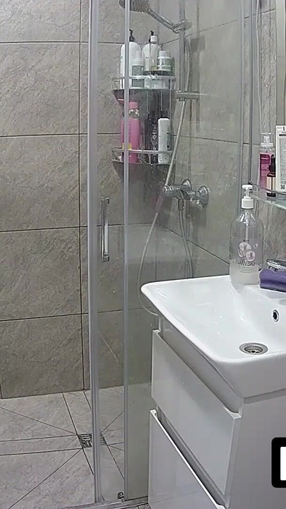 LUUV. Cunnilingus and female orgasm after shower on camera reality show | Clip 2