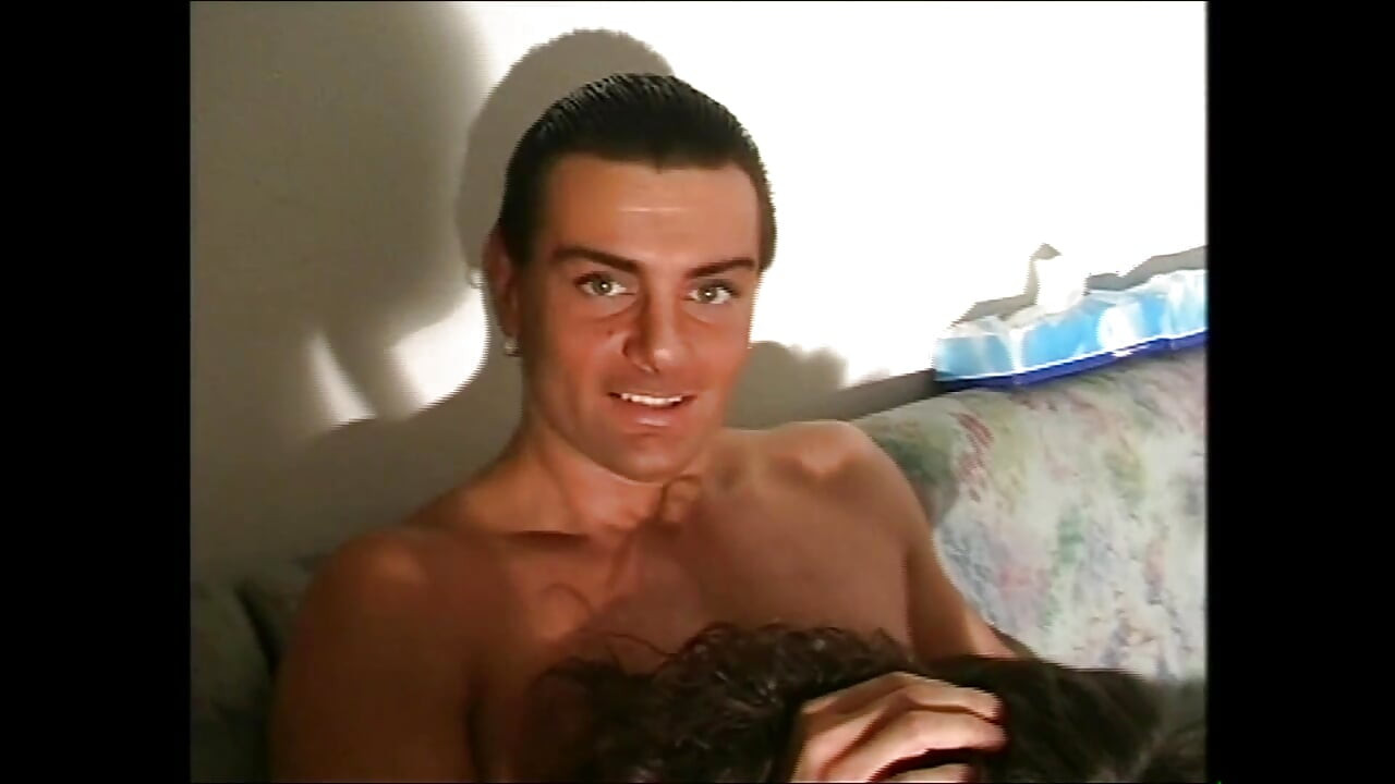 مص القضيب الكبير