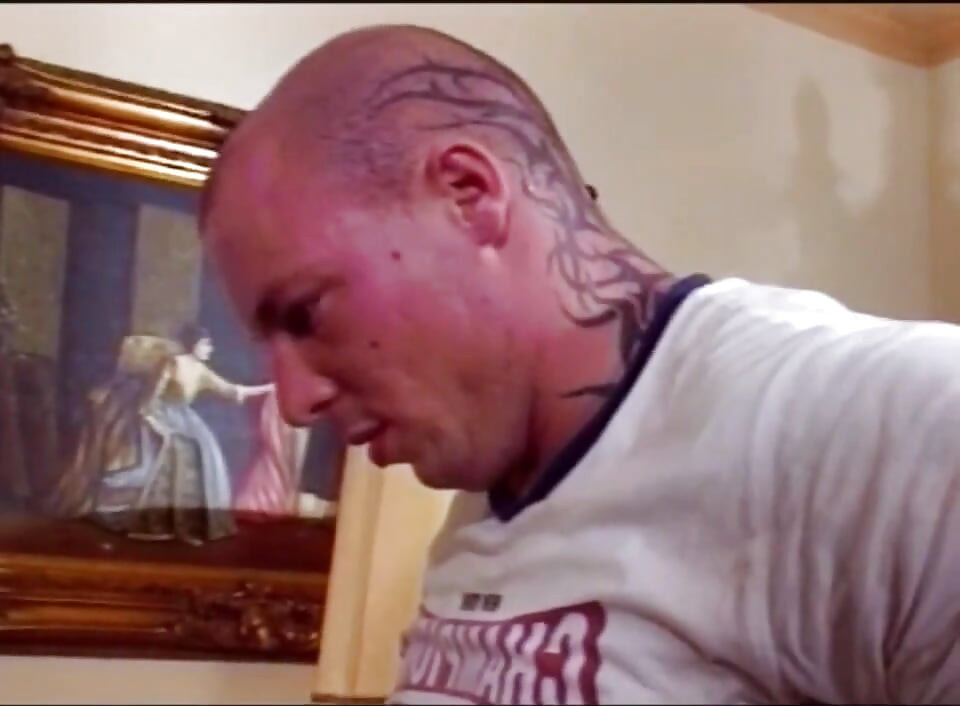 Bedeni lanet etmek için ifade ediyorum