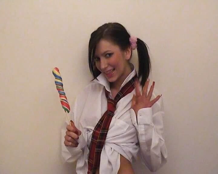 Rocco Siffredi představuje: Moje mladá kořist... Vyrostou!! - epizoda # 03