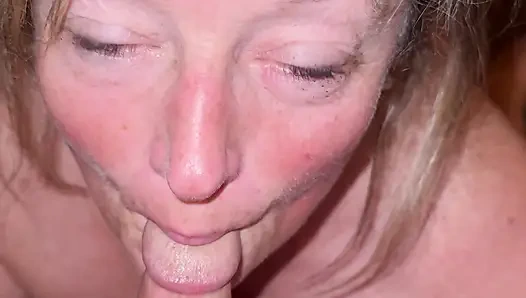 Mature Wife Loves Sucking and Teasing