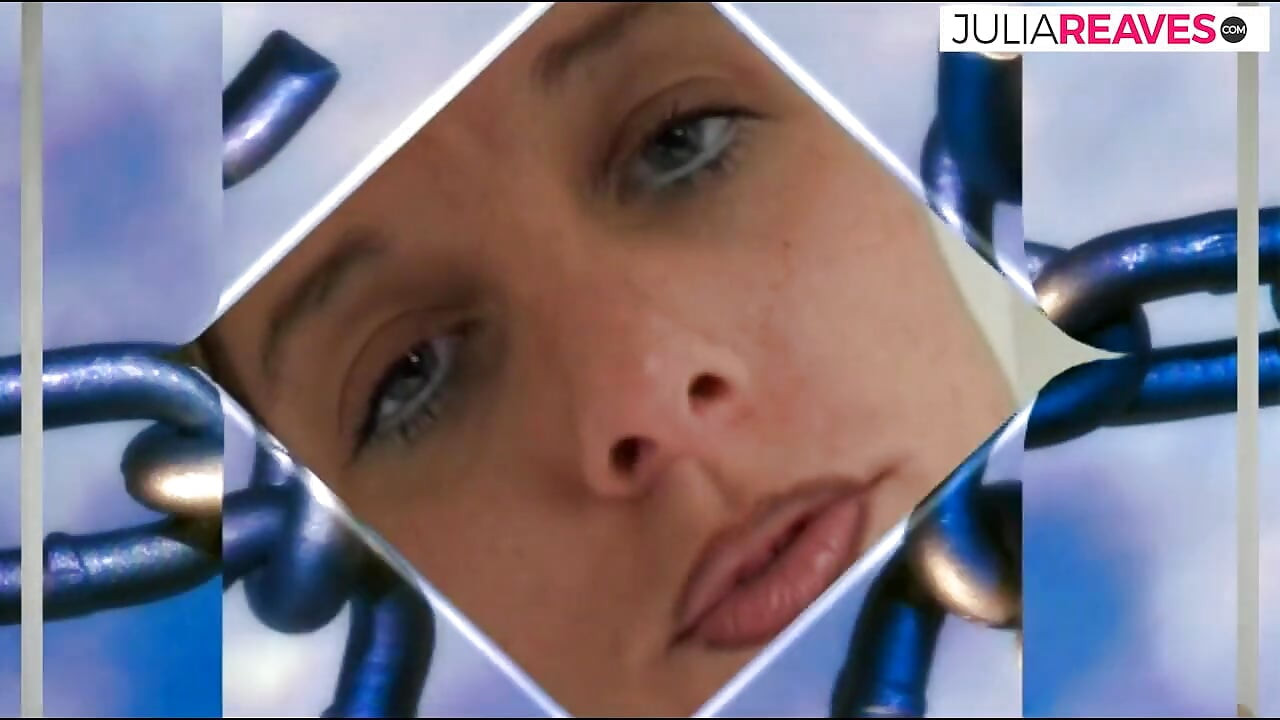 Young pussy gets fucked from behind during casting